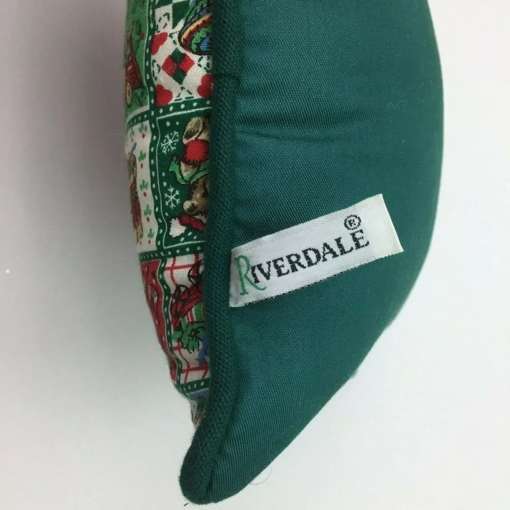 Vintage Riverdale Christmas Set of Mini Throw Decorative Holiday Pillows
